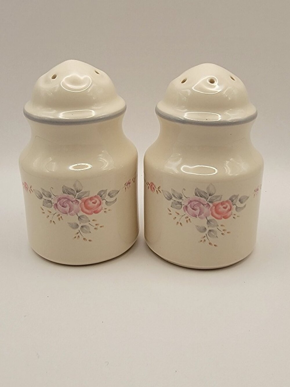 Pfaltzgraff Trouseau Salt and Pepper Shaker Set
